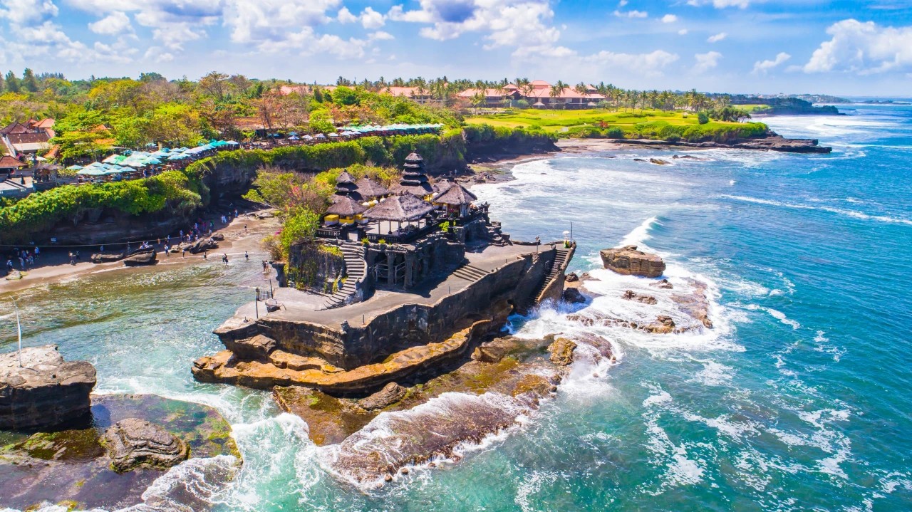 Balinese Beaches Vanish Underwater at Record Speed