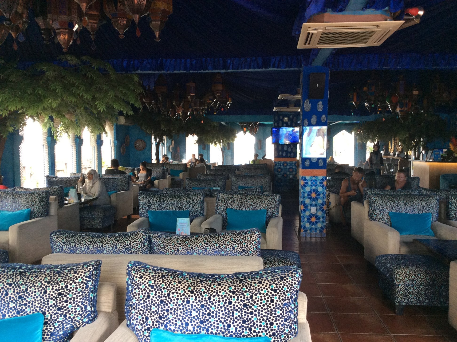 Restaurant Shisha Cafe مطعم عربي / شيشة 100232