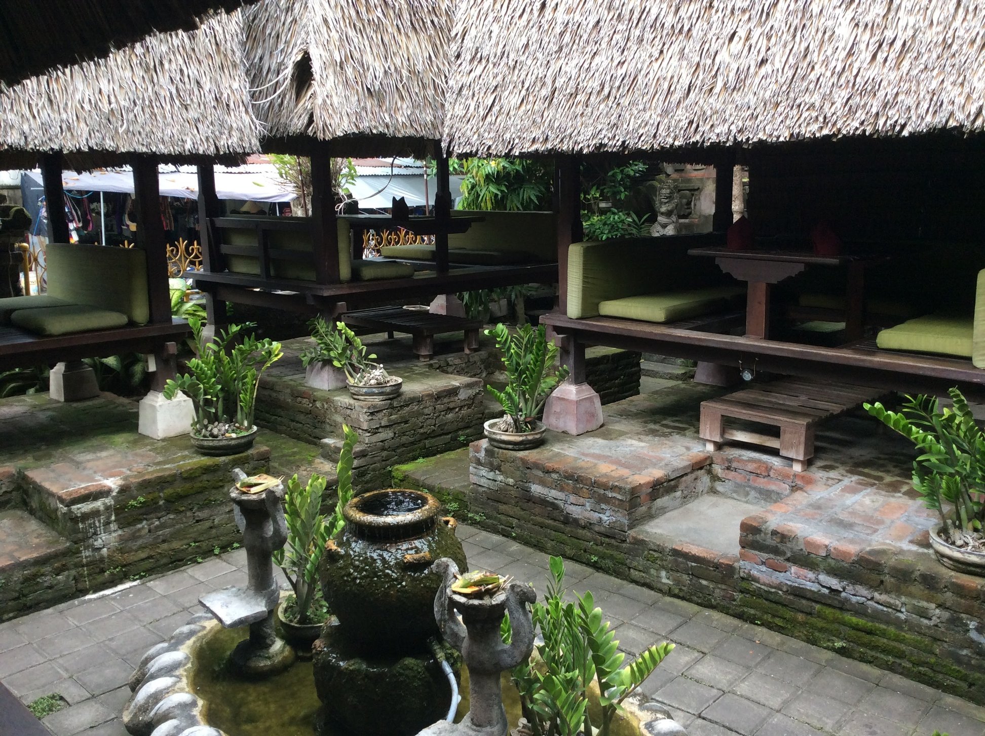 Sawasdeekha Thai Restaurant and Bar