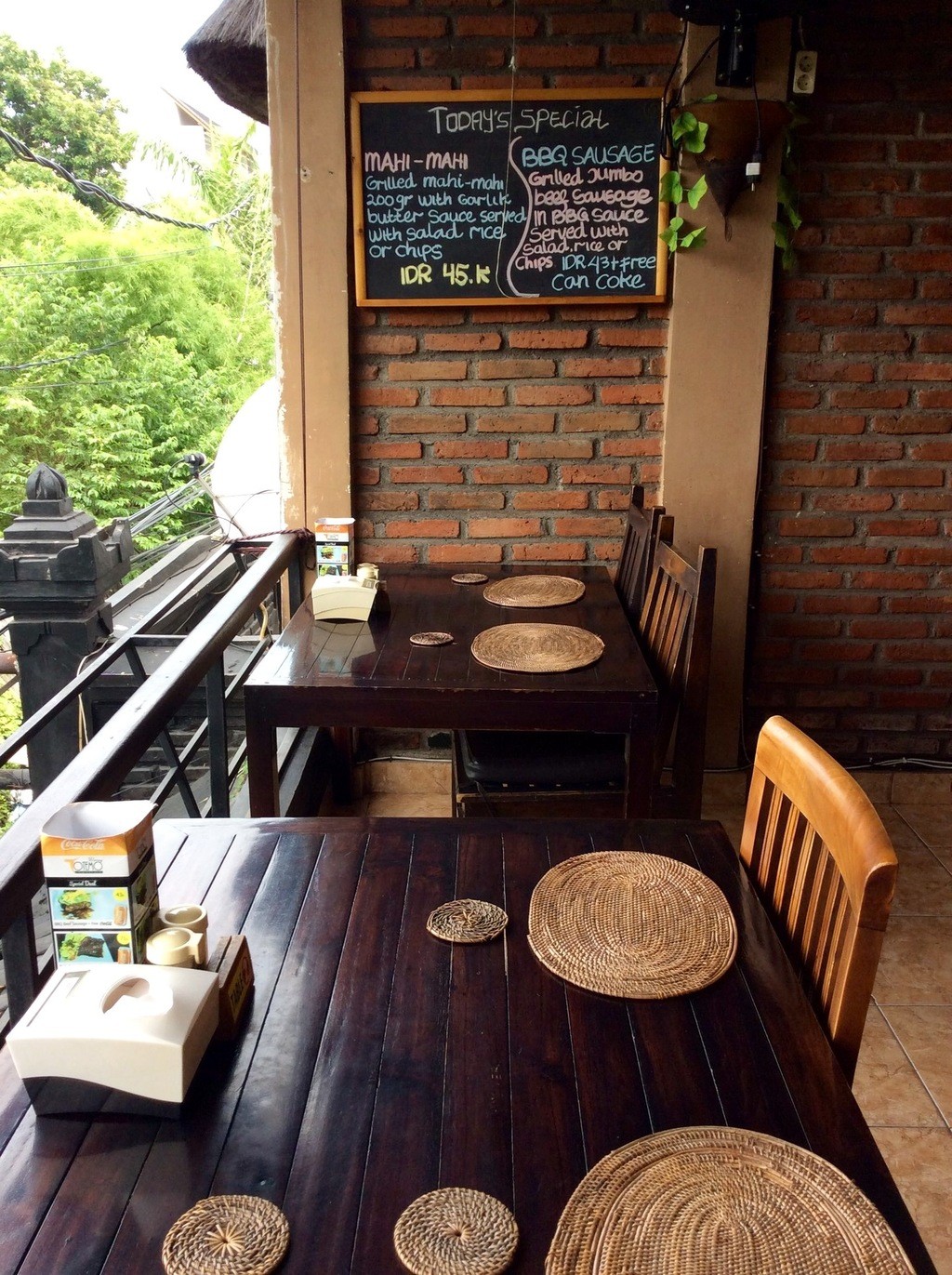 Warung Totemo