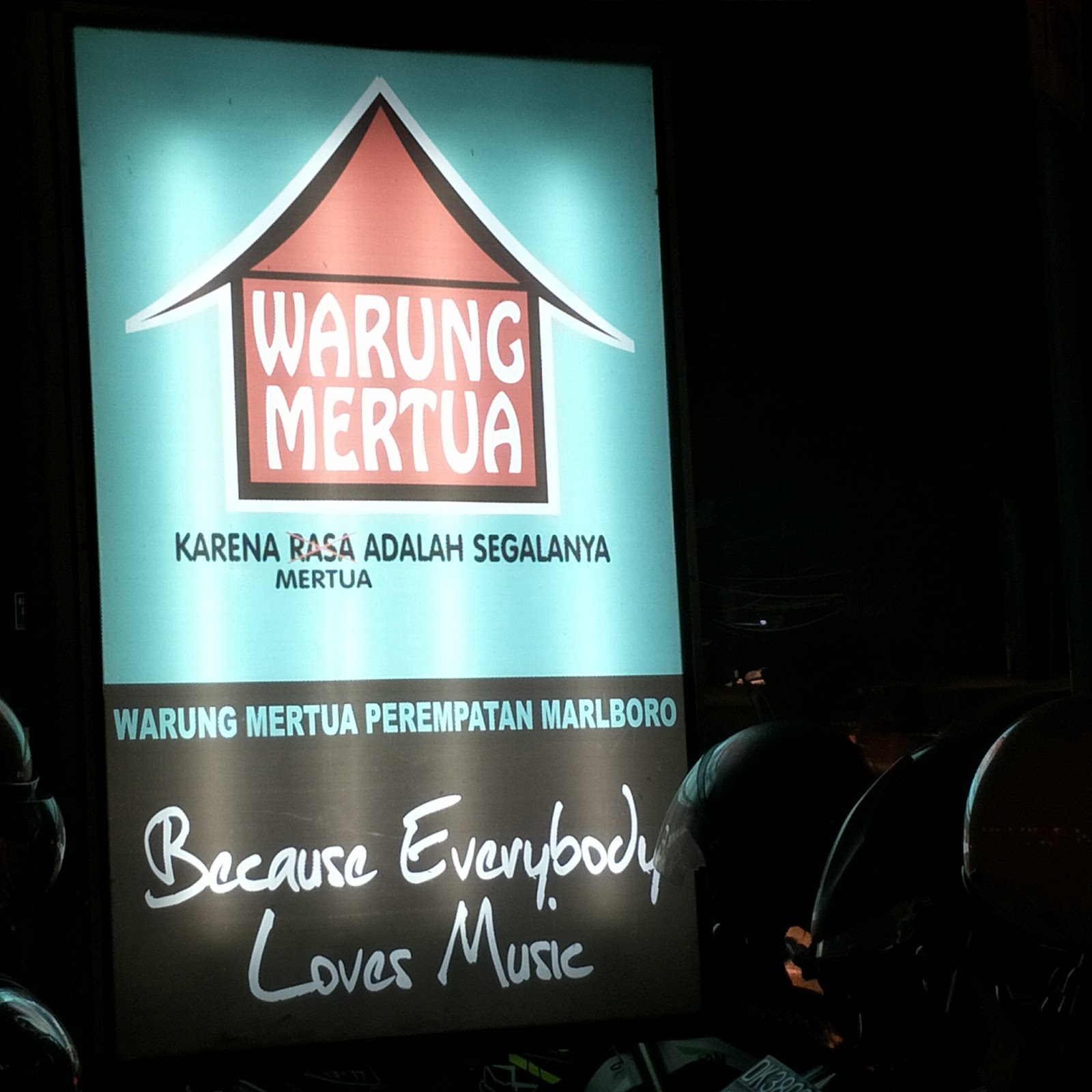 Warung Mertua Simpang Marlboro