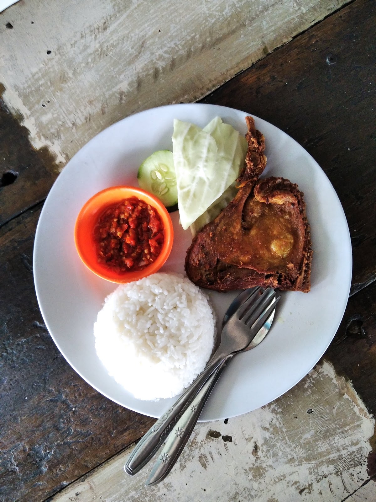 Warung Mertua Simpang Marlboro