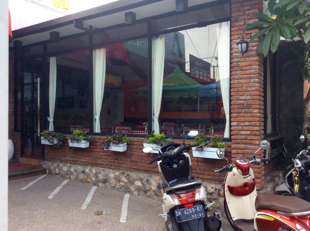 PIZZERIA ITALIA II