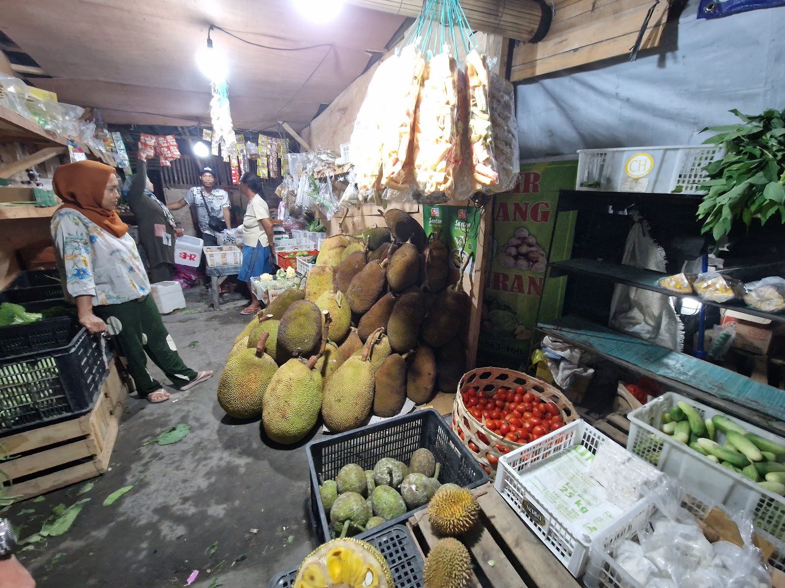 Market Pasar Semat Sari 100353