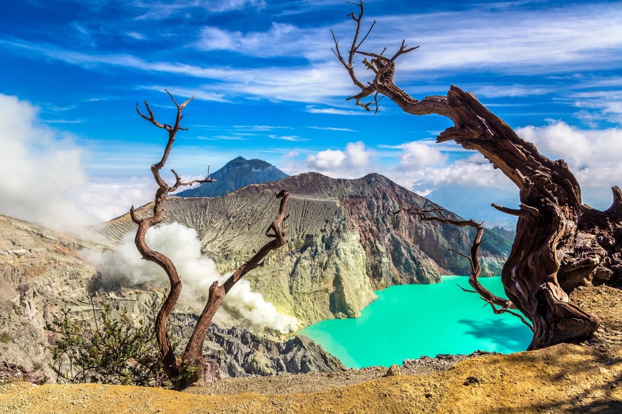 Price Hike for Adventures: Ijen and Rinjani Volcano Visits Now Cost More