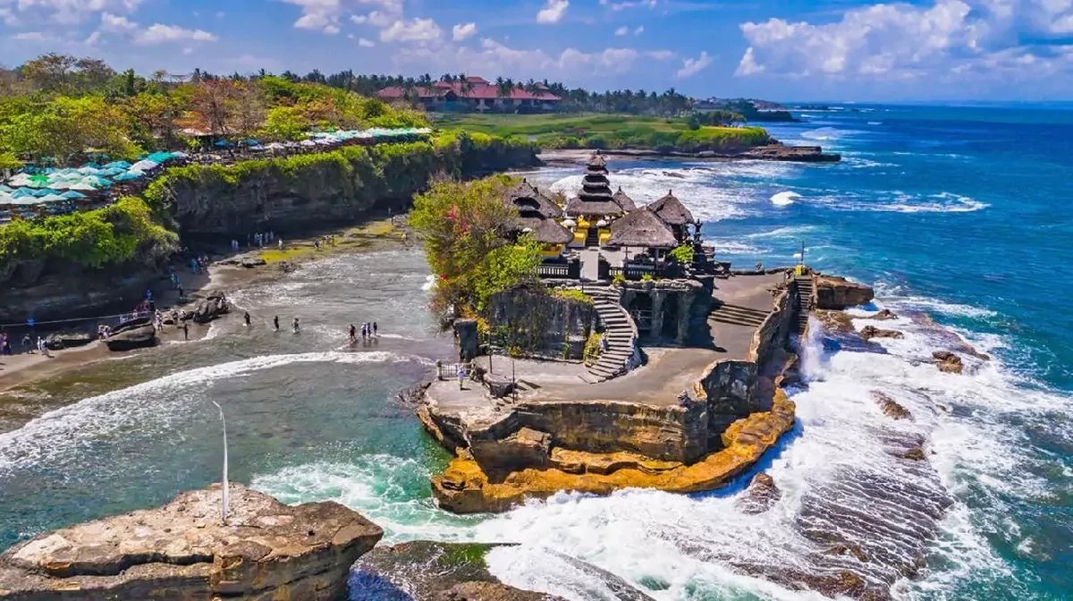 Tanah Lot Temple to Unveil a Stunning Stage for Ceremonies and Spectacular Shows!