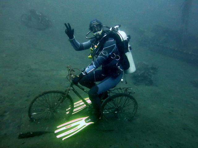 Biking underwater best sale