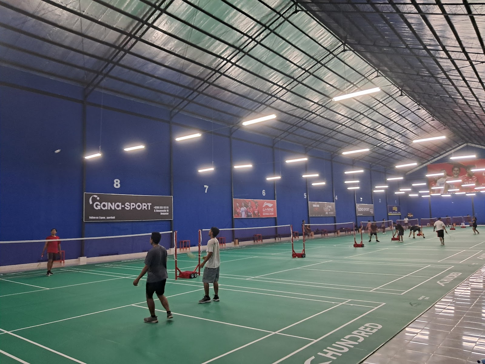 Lining Badminton Hall